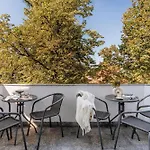 Ξενοδοχείο Grottger Luxury Boutique 4*