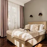Grottger Luxury Boutique Ξενοδοχείο 4*