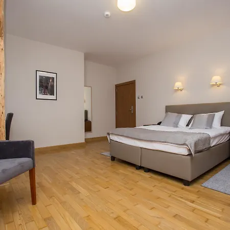 Grottger Luxury Boutique Hotel 4*