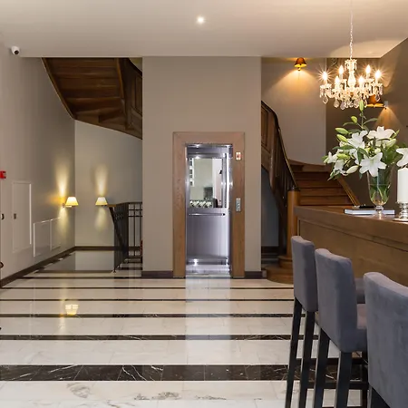 Ξενοδοχείο Grottger Luxury Boutique 4*