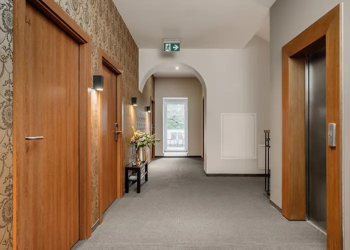 Grottger Luxury Boutique