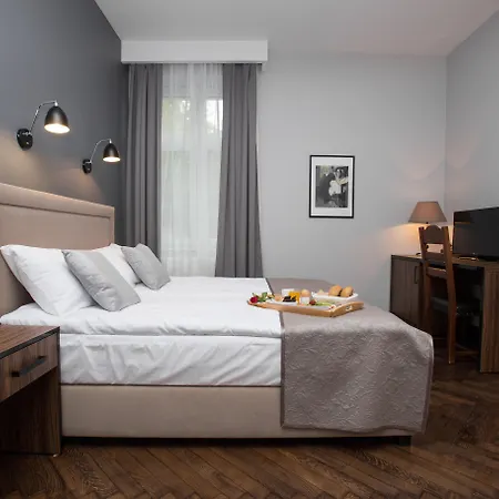 Grottger Luxury Boutique מלון 4*