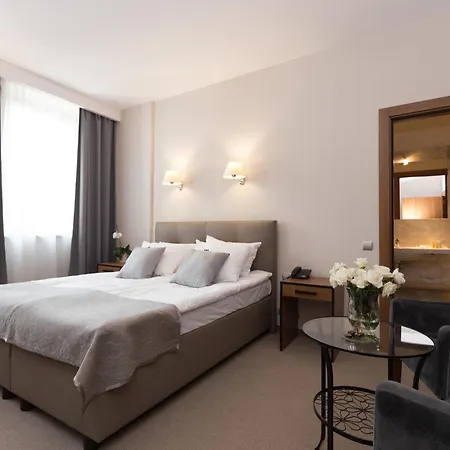 Grottger Luxury Boutique Hotel 4*